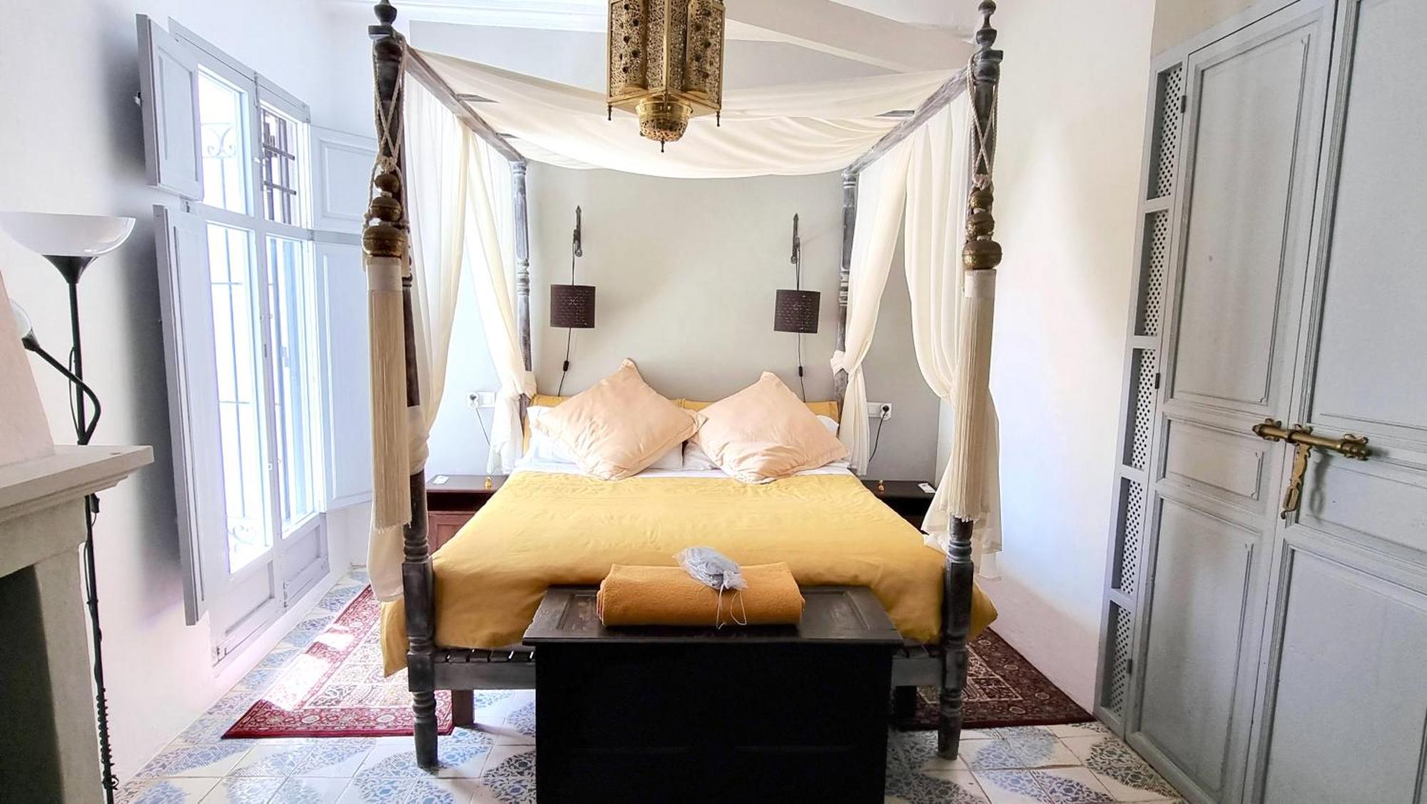 Boutique B&B Numero Cuatro Benissa Bagian luar foto